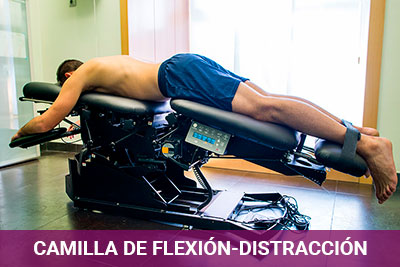 Camilla de flexión-distracción en Clínica Luis Baños de Jaén