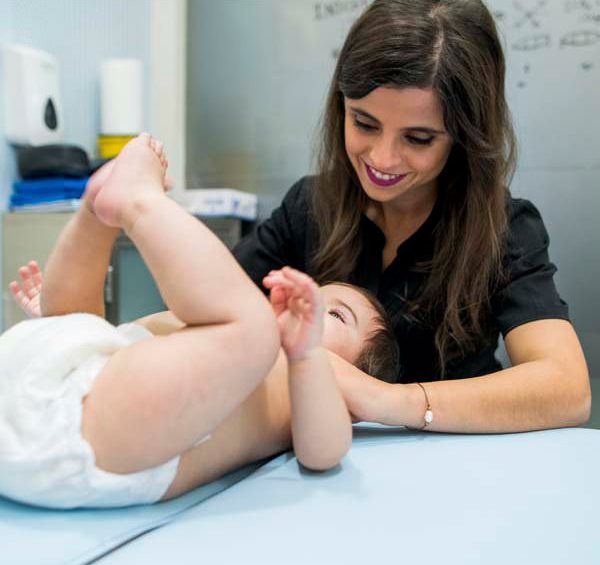 Fisioterapia respiratoria pediátrica en Clínica Luis Baños