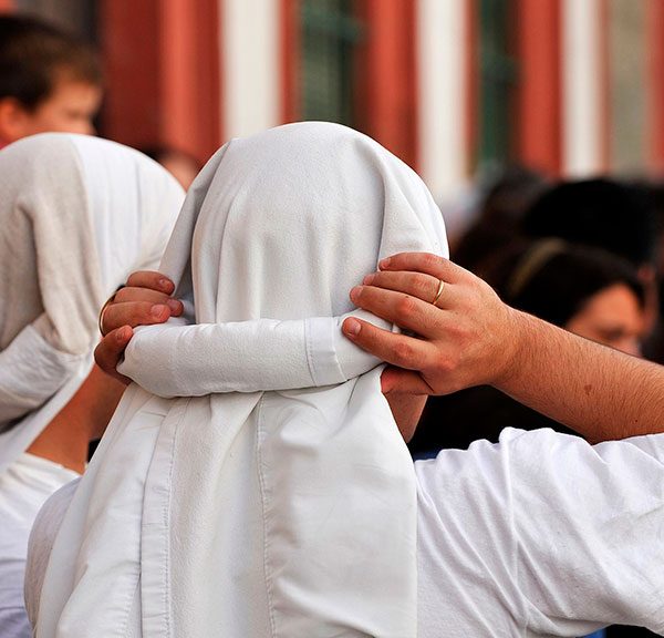 Evita las lesiones en Semana Santa con estos consejos de Clínica Luis Baños